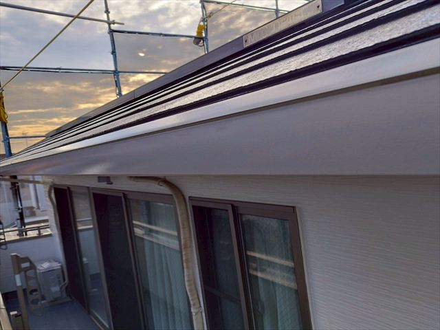 軒裏の塗り替え